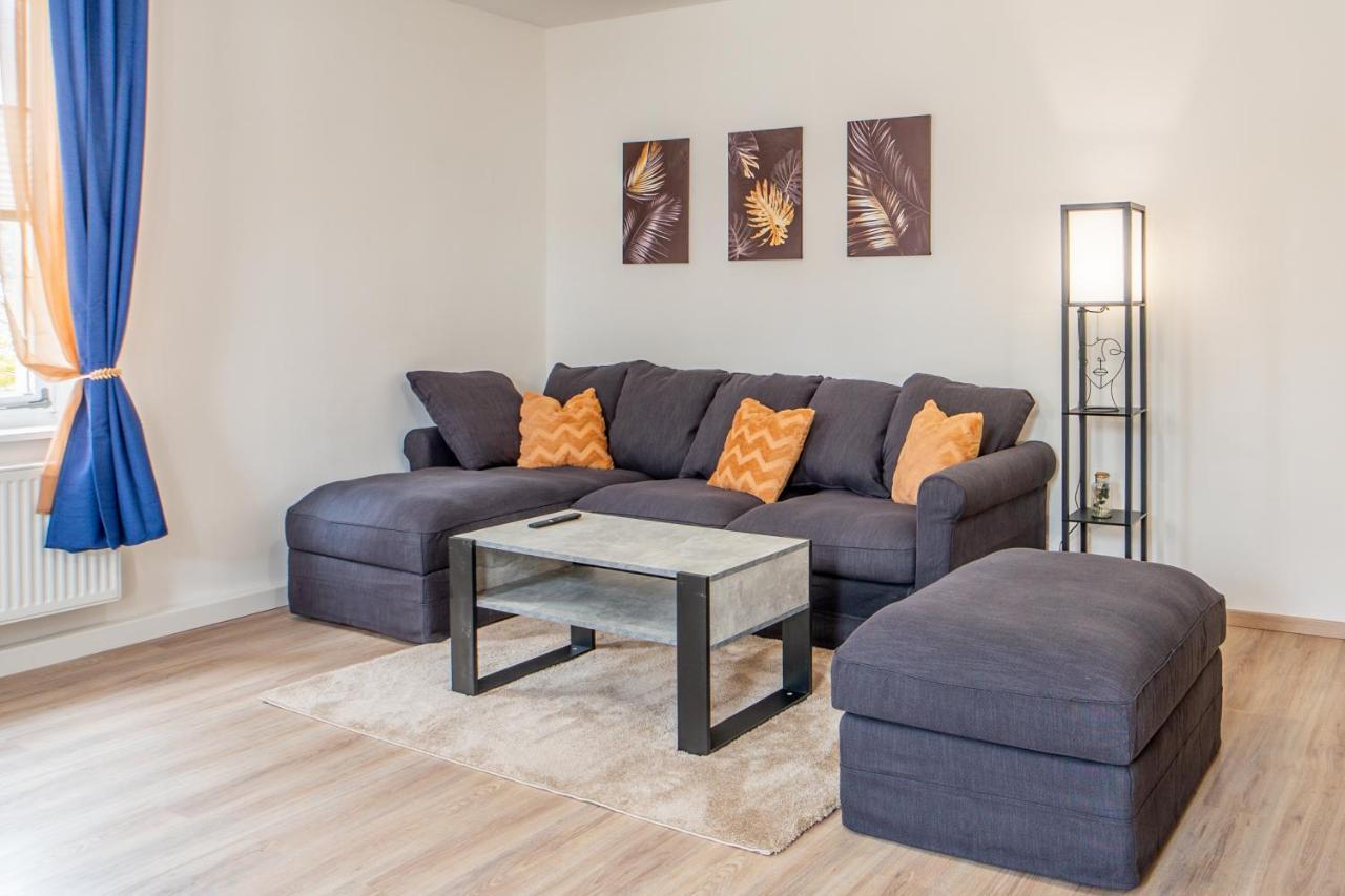 Grosse 3-Zimmer Wohnung - Zentral-Coburg - Kostenloser Parkplatz Εξωτερικό φωτογραφία