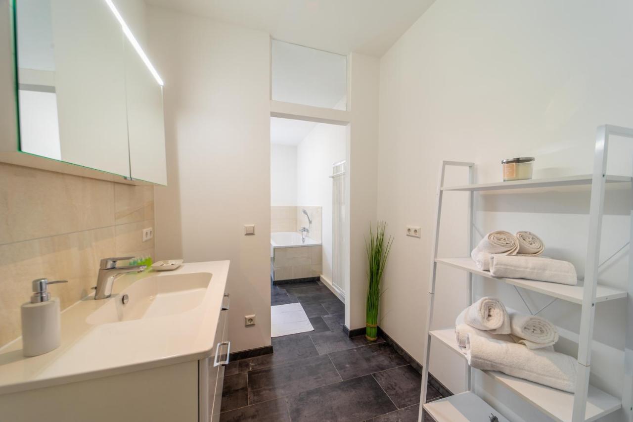 Grosse 3-Zimmer Wohnung - Zentral-Coburg - Kostenloser Parkplatz Εξωτερικό φωτογραφία